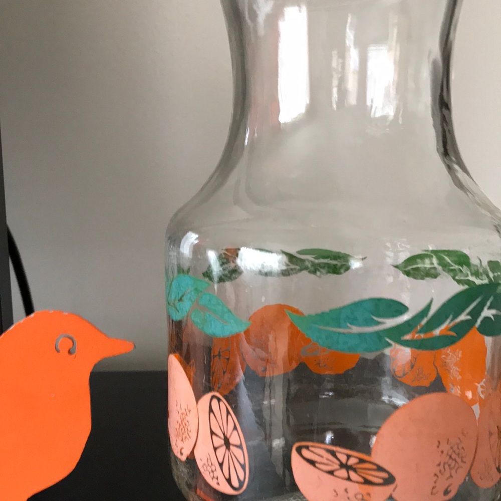 Vintage Juice carafe. Host Pick 🌸